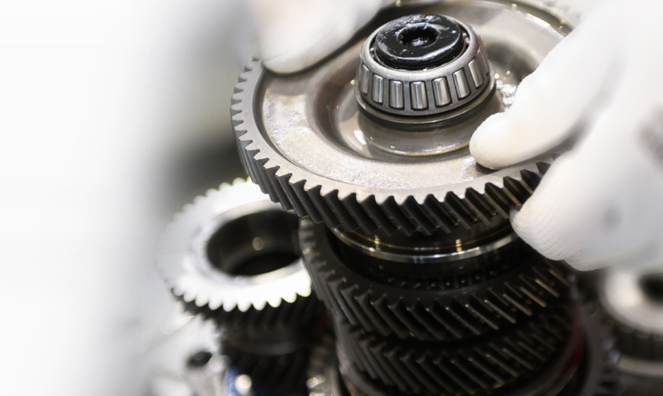 从人工搬运到智慧协同——九游JIUYOU娱乐无人叉车在发动机制造企业的创新应用